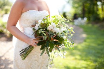 rustic white and green bridal bouquet