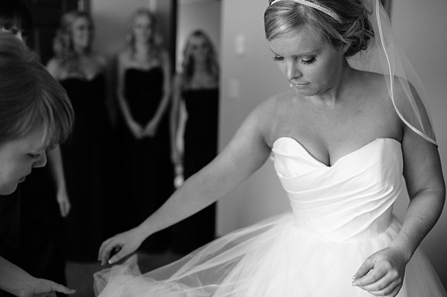 4-bride-getting-ready-Jamie-Delaine-Photography