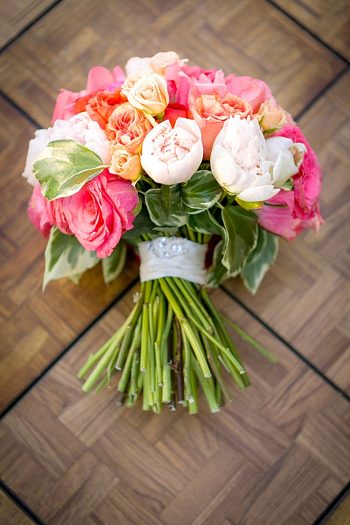 pink and white romantic bouquet https://mountainsidebride.com