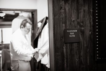 groom getting ready https://mountainsidebride.com