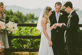 Asheville Mountain Wedding | Photography by Carolyn Scott See more: : https://mountainsidebride.com/2014/02/asheville-mountain-wedding-with-vintage-details