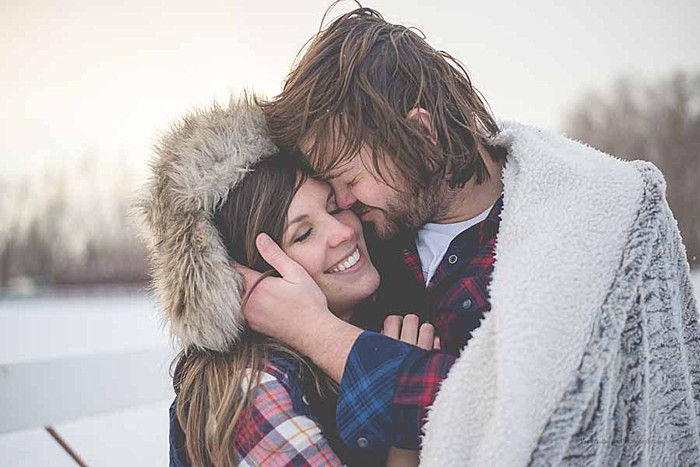 Snowy Utah Engagement Session | Photography by Veronica Benson | See more" https://mountainsidebride.com/2014/02/snowy-utah-engagement-session/