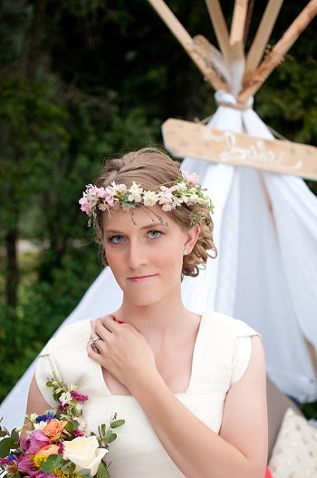 Utah Styled shoot Photographed by Mae Bolton more on http://MountainsideBride.com