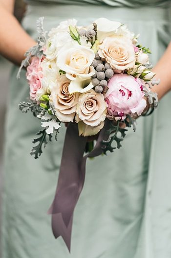 bridesmaids flowers | Old Edwards Inn Wedding | Crystal Stokes Photography