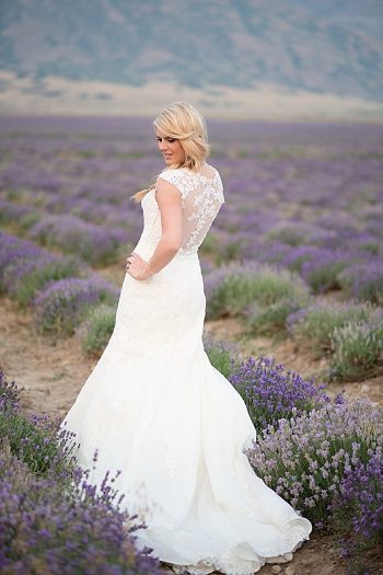 Gorgeous Lavender Inspiration Shoot | Photography by Natalie Felt