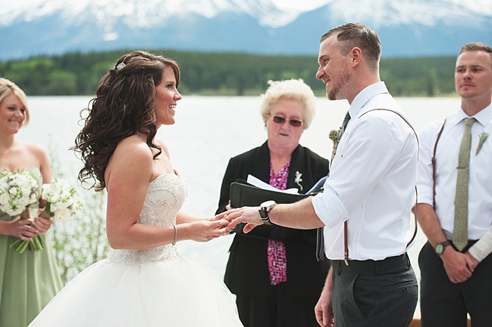 ceremony | Pyramid Lake wedding | Jarusha Brown Photography