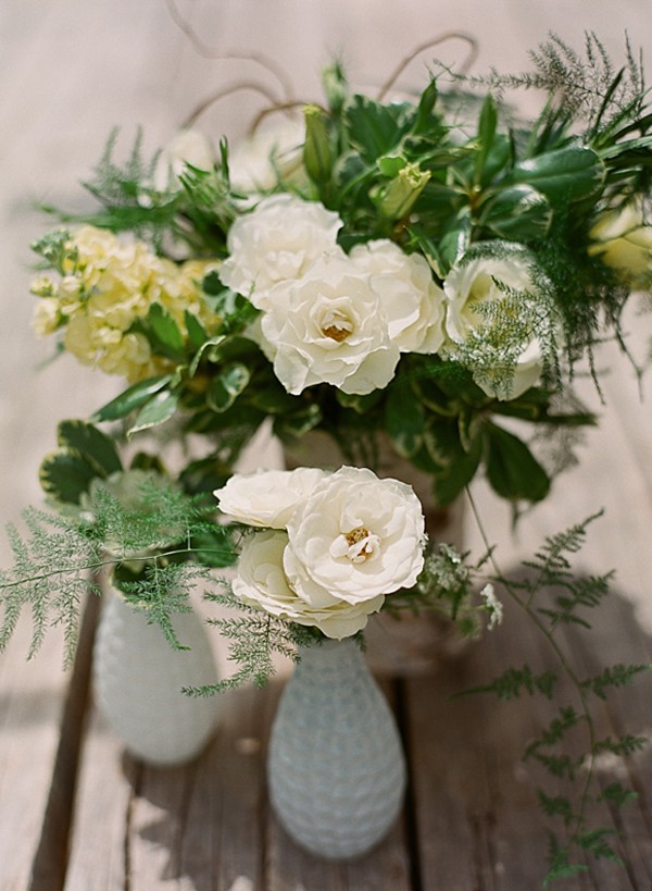 Romantic white wedding flowers in milk glass | Dunton Hot Springs Wedding |Laura Murray-0003