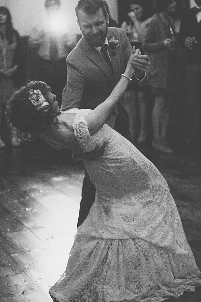 first dance | Photography by Fox Owl Studio