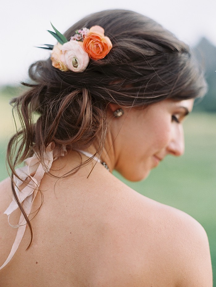 Flowers for hair |  Boulder Colorado Wedding | Laura Murray