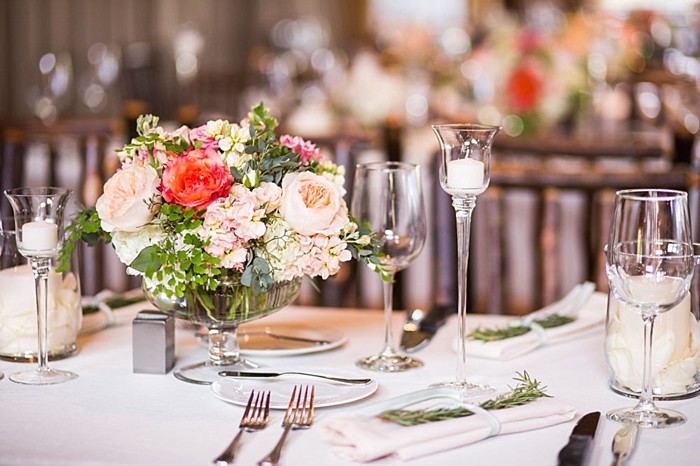 centerpiece | Breckenridge wedding at 10 Mile station |INphotography