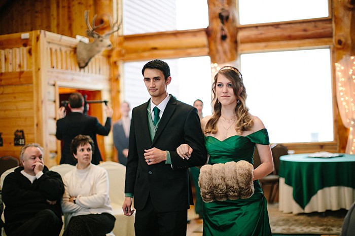 ceremony |Frozen Winter Utah Mountain Wedding | Meg Ruth Photo