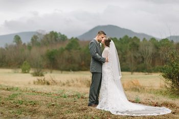 couple portratits mountains | Cherokee National Forest | JOPHOTO photography