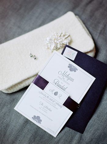 white bridal clutch | Vail Winter Wedding | Brumley and Wells photography
