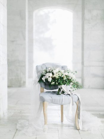 Blue wedding inspiration | white bouquet | curated by @thebridelink | Photo by Rachel May