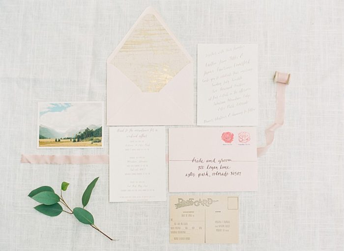 Classic wedding stationery | Estes Park Blush Pink Wedding | Photography by Connie Whitlock