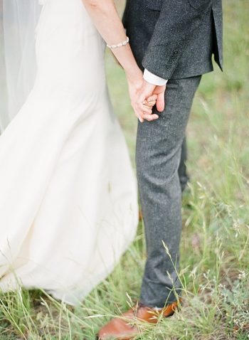 Estes Park Blush Pink Wedding | Photography by Connie Whitlock