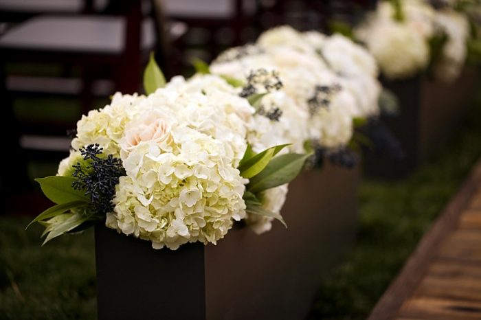White- Ceremony Flowers | Park City Utah Wedding | Pepper Nix Photography