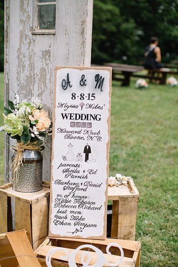 Boone North Carolina Wedding | Revival Photography | Via MountainsideBride.com
