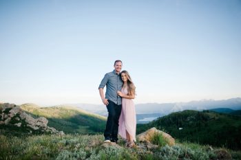 13 Utah Engagement With Pink Details | Amy Cloud Photography | Via MountainsideBride.com