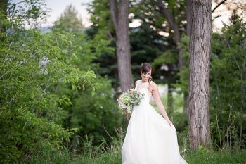 Peach Wedding Inspiration | Colby Elizabeth Photography | Via MountainsideBride.com