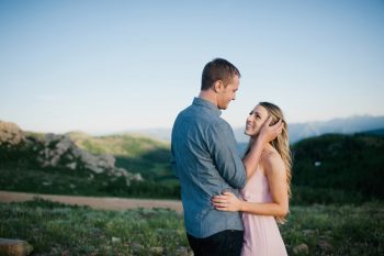 4 Utah Engagement With Pink Details | Amy Cloud Photography | Via MountainsideBride.com