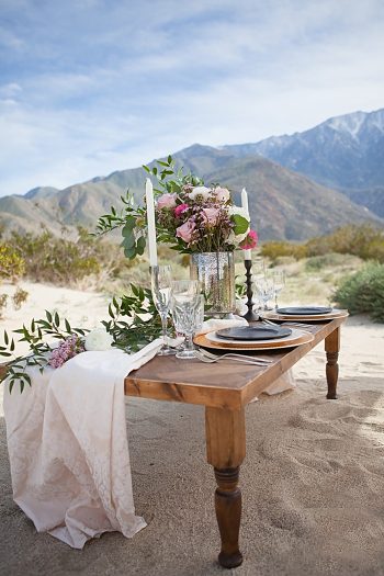 Palm Springs Bohemian Wedding Inspiration | Pines Photography | via MountainsideBride.com