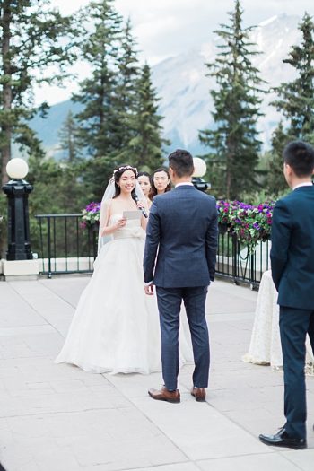 Romantic Banff Wedding | Nicole Sarah Photography | Via MountainsideBride.com