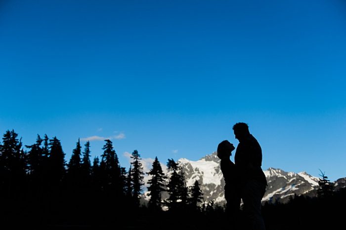 Washington State Vow Renewal | Jennifer Lourie Photography | Via MountainsideBride.com