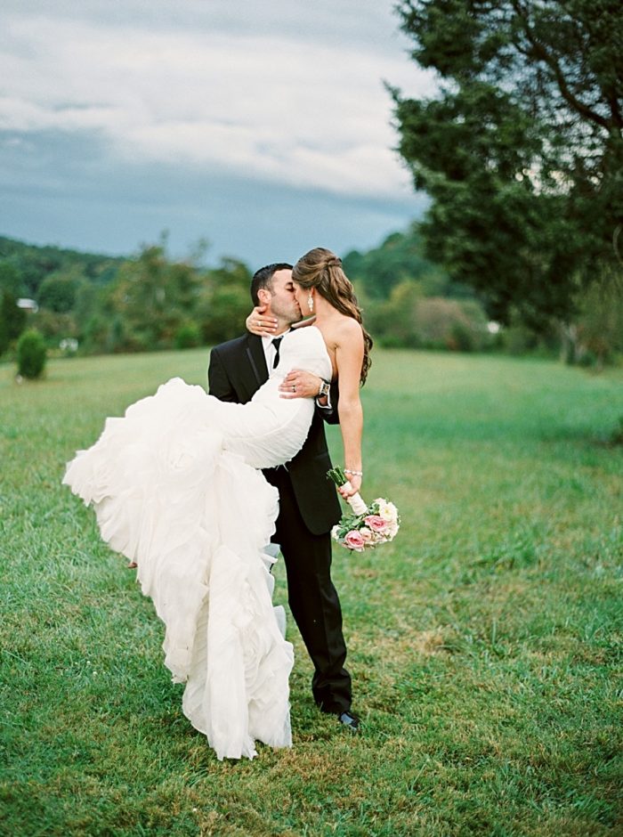 Kingsport Tennessee Wedding | Jo Photo | Via Mountainsidebride.com