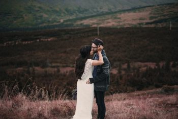 30 Alaska Wedding Inspiration Lauren Parker | Via MountainsideBride.com