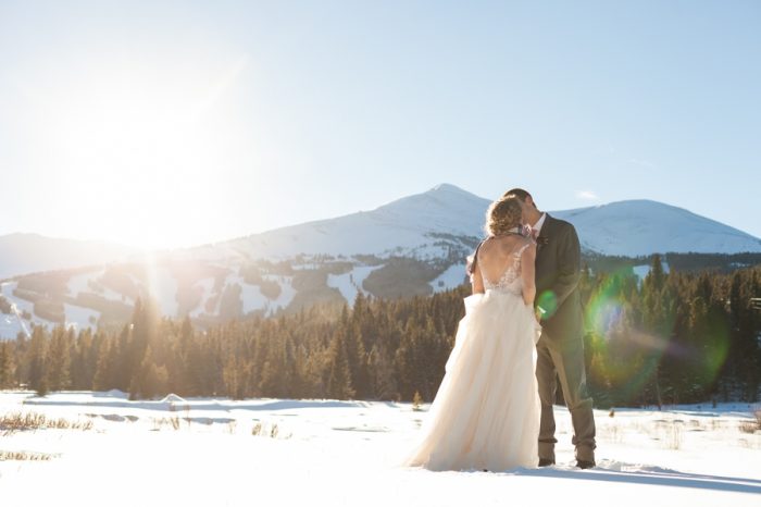 winter bride and groom | Breckenridge Nordic Wedding Inspiration Bergreen Photography | Via MountainsideBride.com