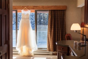Wedding gown | Breckenridge Nordic Wedding Inspiration Bergreen Photography | Via MountainsideBride.com