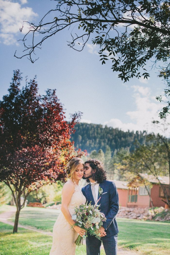Payton Arizona Wedding Savanna Lauren Photography | Via MountainsideBride.com
