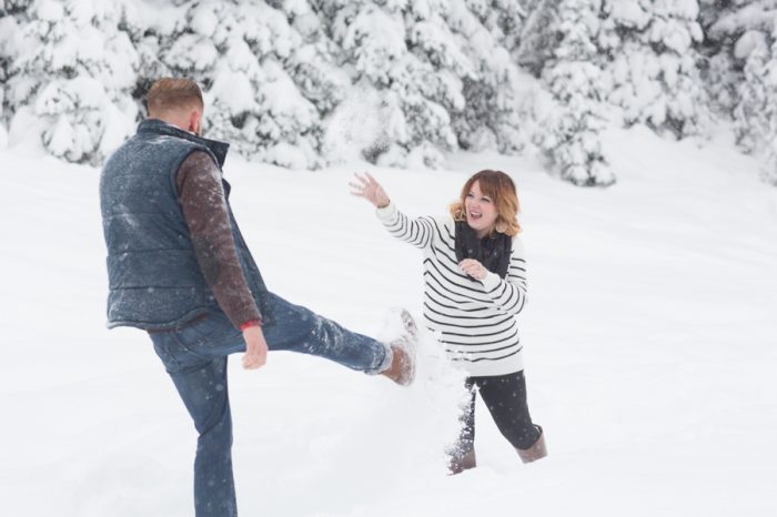10 Snowy Engagement Session In Utah Faces Photography | Via MountainsideBride.com