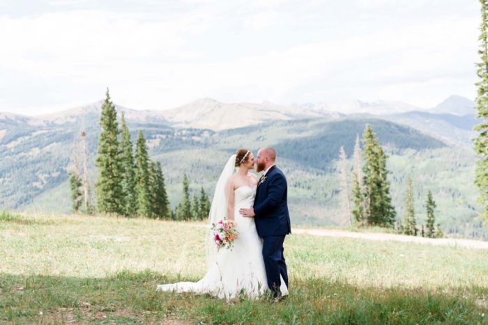 Copper Mountain Wedding Colorado Danielle DeFiore Photography | Via Mountainsidebride.com