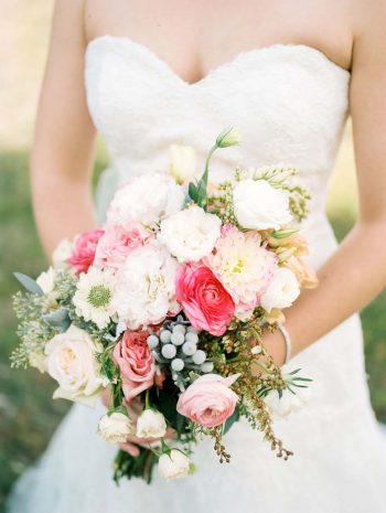 Pink and white bridal bouquet | Copper Mountain Wedding Colorado Danielle DeFiore Photography | Via Mountainsidebride.com