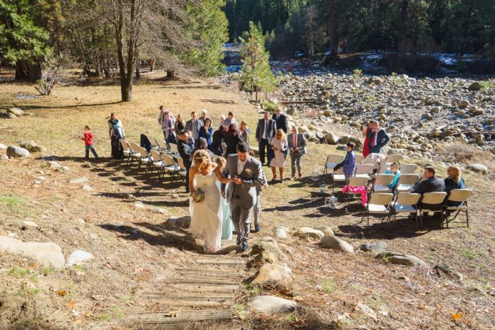 Winter Yosemite National Park Wedding Bergreen Photography | Via Mountainsidebride.com