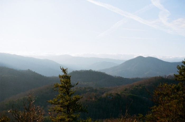 Mountains | Smoky Mountain Elopement Madeline Harper Photo | Via MountainsideBride