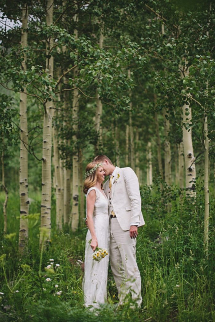 Bridal Portraits | Maroon Bells Colorado Elopement | EC Campbell Photography | Via Mountainsidebride.com