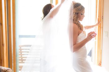 4 Getting Ready Bride | Keystone Colorado Wedding Mathew Irving Photography | Via MountainsideBride.com