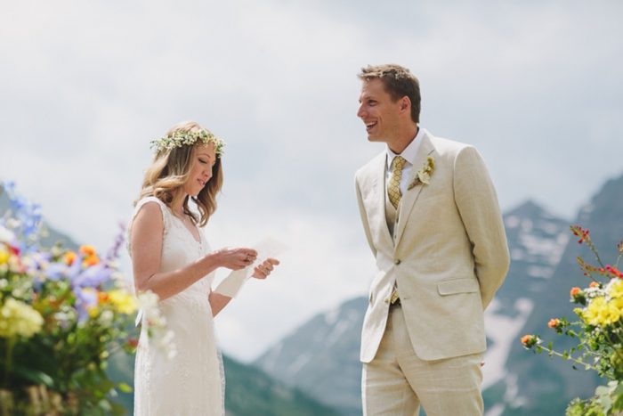 Mountain Wedding Ceremony | Maroon Bells Colorado Elopement | EC Campbell Photography | Via Mountainsidebride.com