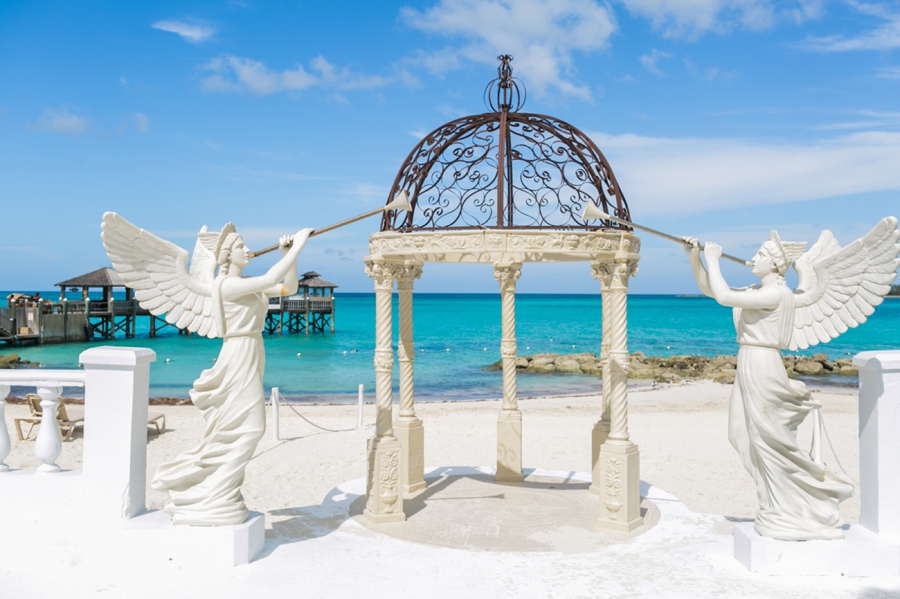 No Worry Moments | Honeymoons at Sandals Royal Bahamian Spa and Resort