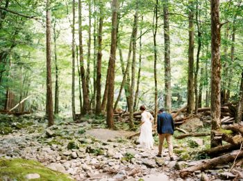 22 Spence Cabin Intimate Wedding | JoPhoto | Via MountainsideBride.com