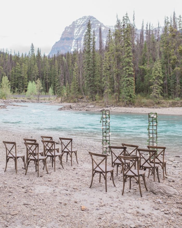 20 Emerald Lake Canadiian Rocky Mountain Styled Shoot