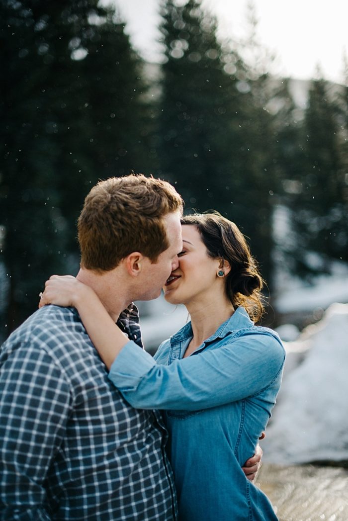 14 Vail Winter Engagement | Searching For The Light | Via MountainsideBride.com