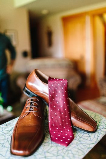 4 Brown Leather Gr0oms Shoes | Vermont Fall Wedding | Lex Nelson Photography | Via MountainsideBride.com