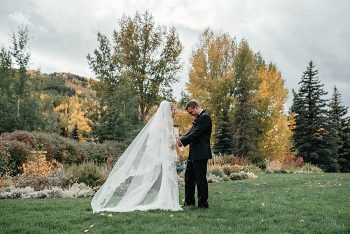 11 First Look Vail Autumn Wedding Eric Lundgren Photography Via MountainsideBride.com