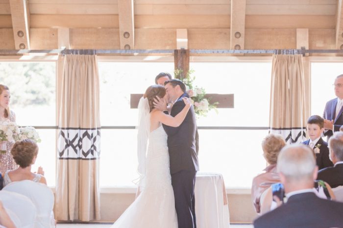 14 Timberline Lodge Oregon Susie And Will Photography Via MountainsideBride.com 