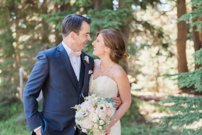 26 Timberline Lodge Oregon Susie And Will Photography Via MountainsideBride.com 