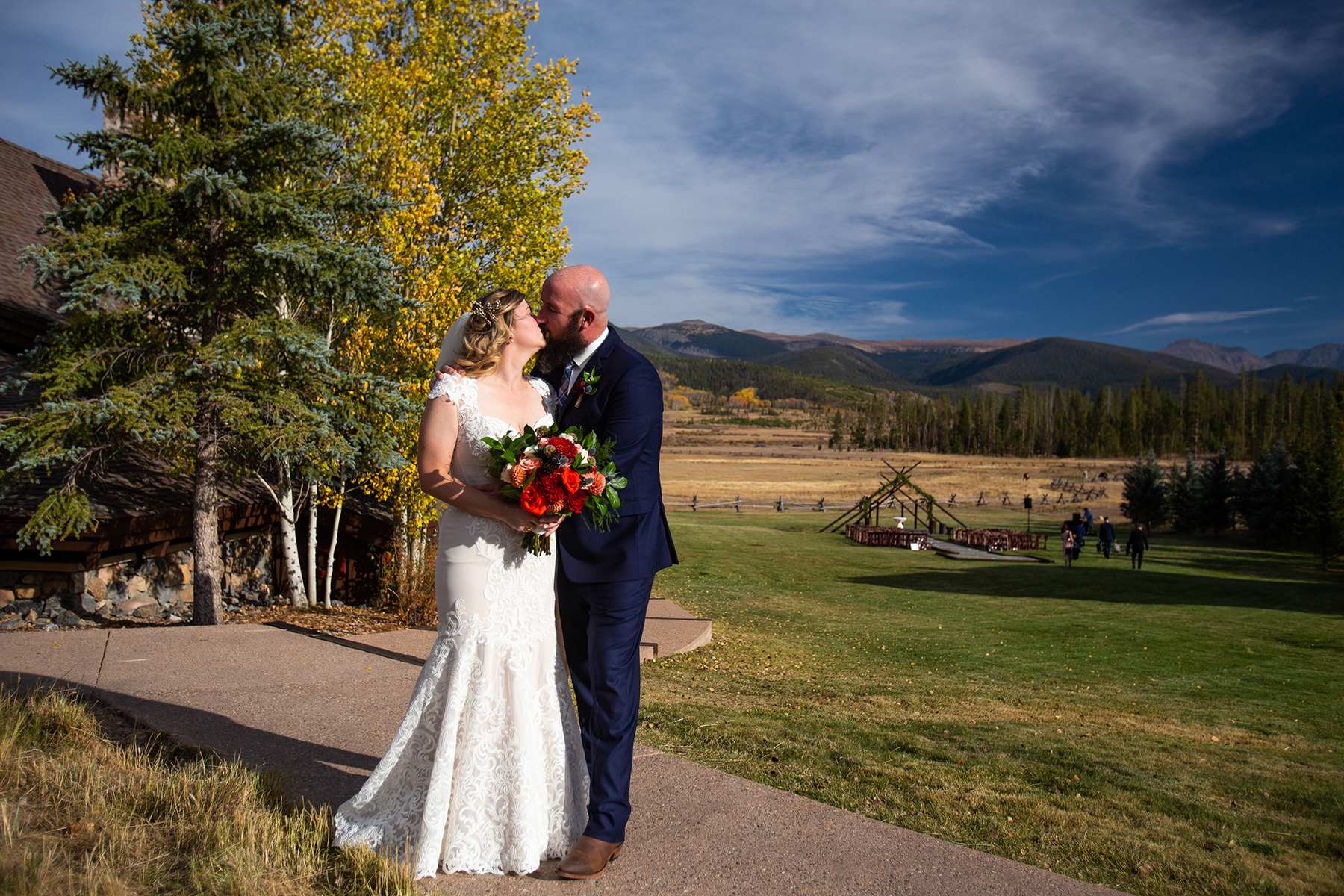 A Cozy Ranch Wedding In Denver Lucy Schultz Photography11